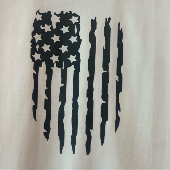 Men’s Graphic T-Shirt - Picture 2 of 3